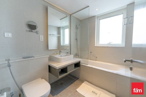 Apartament në Business Bay, Dubai, Emiratet e Bashkuara Arabe 2 dhoma gjumi, 128.3 m2. № 660587 - Foto 14