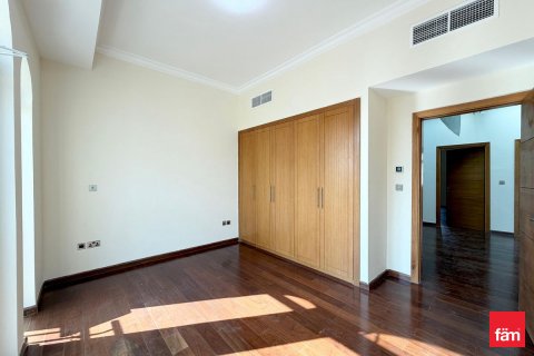 Villa te huur in Dubai, VAE 4 slaapkamers, 509.1 vr.m., nr 660364 - foto 18