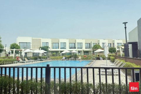 Villa zur Miete in Dubai, VAE 3 Schlafzimmer, 158.7 m2 Nr. 660368 - Foto 10