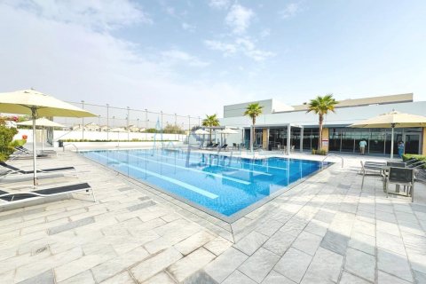 Vila u gradu Umm Suqeim, Dubai, UAE 5 spavaće sobe, 418.1 m2 Br. 630198 - Slika 2