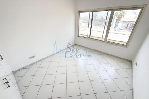 Villa zur Miete in Jumeirah, Dubai, VAE 4 Schlafzimmer, 325.2 m2 Nr. 630199 - Foto 19