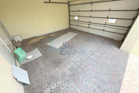 Villa zur Miete in Jumeirah, Dubai, VAE 4 Schlafzimmer, 325.2 m2 Nr. 630199 - Foto 28