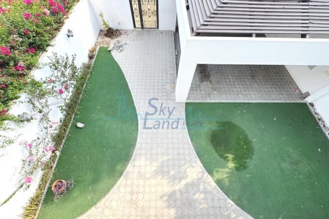 Villa zur Miete in Umm Suqeim, Dubai, VAE 4 Schlafzimmer, 325.2 m2 Nr. 630197 - Foto 26