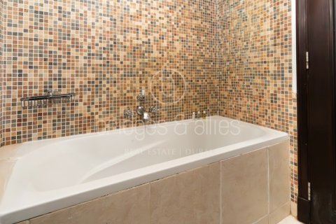 Apartamento para arrendamento em Old Town, Dubai, EAU 1 quarto, 71.8 m2 № 669144 - foto 18