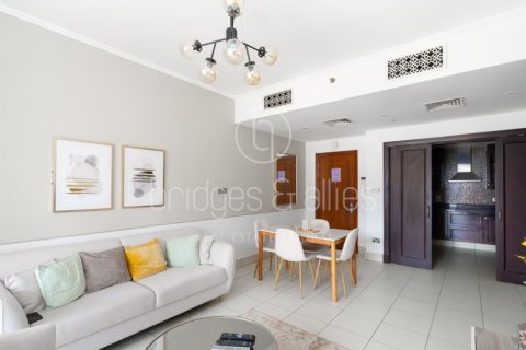 Apartamento para arrendamento em Old Town, Dubai, EAU 1 quarto, 71.8 m2 № 669144 - foto 2