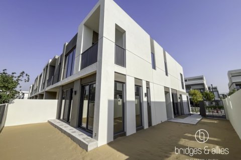 Villa til leie i Dubai, Emiratene 4 soverom, 233 kvm Nr. 669146 - Foto 5