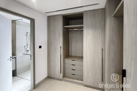 Villa til leie i Dubai, Emiratene 4 soverom, 233 kvm Nr. 669146 - Foto 8