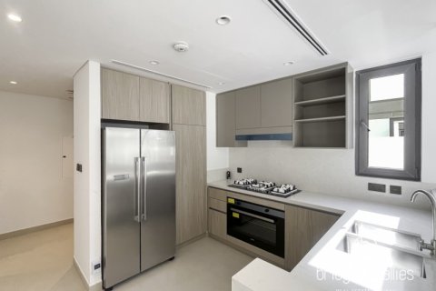 Villa til leie i Dubai, Emiratene 4 soverom, 233 kvm Nr. 669146 - Foto 4