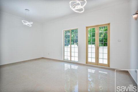 Vilă de închiriat în Jumeirah Islands, Dubai, EAU 4 dormitoare, 483.1 mp. №747438 - poză 12