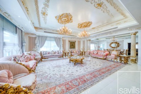 Vila v Jumeirah, Dubai, SAE 5 spální, 1837.99 m2 č. 747441