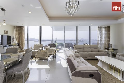 Apartment til leje i Palm Jumeirah, Dubai, UAE 3 soveværelser, 268.1 kvm № 689490 - foto 4