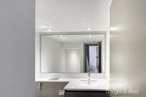 Зняти в оренду віллу в Дубай, ОАЕ 3 спальні, 140.5м2, № 669133 - фото 17