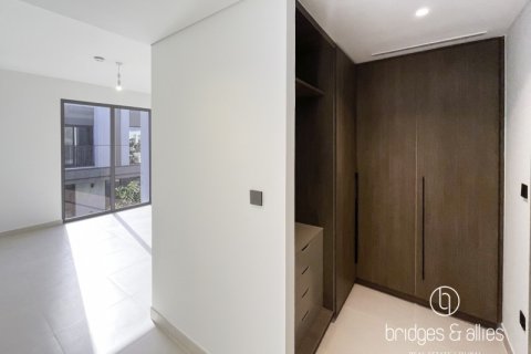 Зняти в оренду віллу в Дубай, ОАЕ 3 спальні, 140.5м2, № 669133 - фото 11