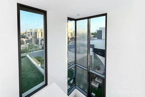 Vilă de închiriat în Dubai Hills Estate, Dubai, EAU 4 dormitoare, 302.3 mp. №669131 - poză 16