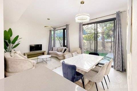 Vilă de închiriat în Dubai Hills Estate, Dubai, EAU 4 dormitoare, 302.3 mp. №669131 - poză 1