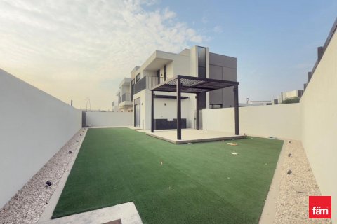 Villa til leje i Dubai, UAE 4 soveværelser, 369 kvm № 662269 - foto 10
