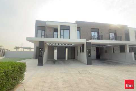 Villa til leje i Dubai, UAE 4 soveværelser, 369 kvm № 662269 - foto 8