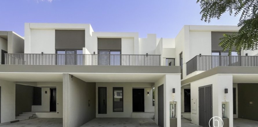 Villa in Dubai, UAE 3 bedrooms, 140.5 sq.m. № 669224