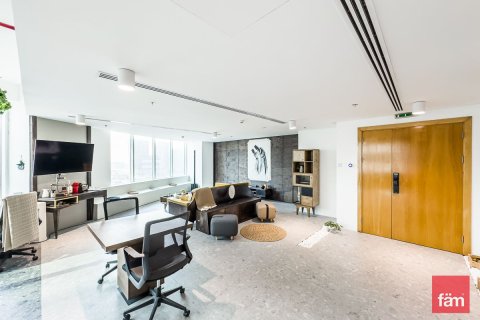Office in Business Bay, Dubai, UAE 111.2 sq.m. № 647631 - photo 9