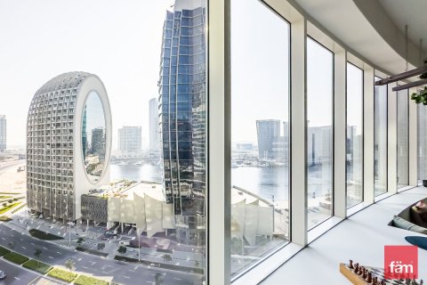 Office in Business Bay, Dubai, UAE 111.2 sq.m. № 647631 - photo 1