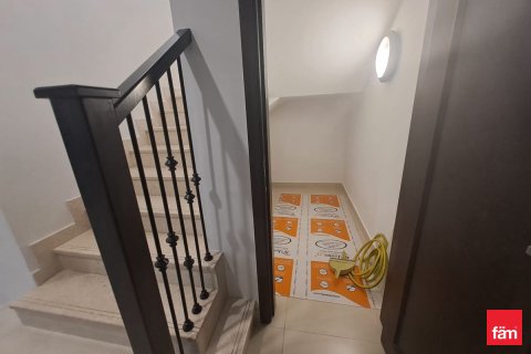 Townhouse in Dubai, UAE 2 bedrooms, 172.5 sq.m. № 647632 - photo 13