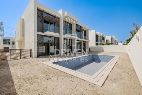ویلا برای فروش در  Mohammed Bin Rashid City، Dubai، امارات متحده عربی  6 خوابه ، 900.04 متر مربع ، شماره 756006 - تصویر 1