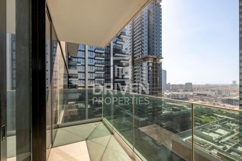 Apartment in Bur Dubai, UAE 1 bedroom, 85.84 sq.m. № 756001 - photo 1