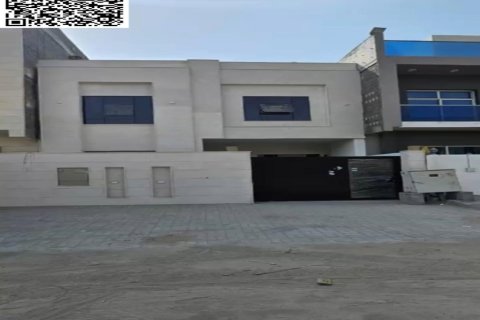 Radový dom v Al Yasmeen, Ajman, SAE 5 spální, 242 m2 č. 652717 - Fotografia 1