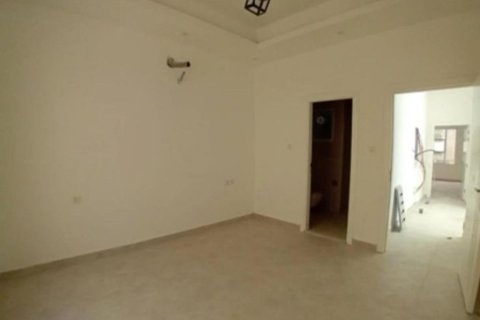 Radový dom v Al Yasmeen, Ajman, SAE 5 spální, 242 m2 č. 652717 - Fotografia 3