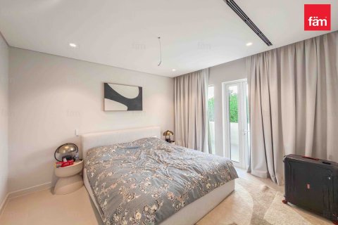 Villa in Dubai, UAE 5 bedrooms, 593.2 sq.m. № 682326 - photo 22