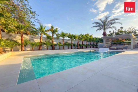 Villa in Dubai, UAE 5 bedrooms, 593.2 sq.m. № 682326 - photo 23