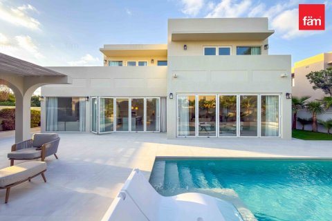 Villa in Dubai, UAE 5 bedrooms, 593.2 sq.m. № 682326 - photo 25