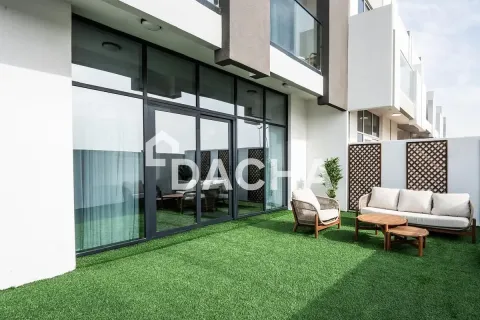 Müüa ridamaja asukohaga Dubai, AÜE: 4 magamistoaga, 190 m² Nr 752090 - pilt 4