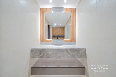 Apartmen di EMIRATES CROWN di Dubai Marina, UAE 3 bilik tidur, 361 meter persegi № 738498 - foto 18