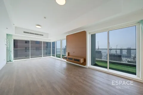 Apartmen di EMIRATES CROWN di Dubai Marina, UAE 3 bilik tidur, 361 meter persegi № 738498 - foto 2