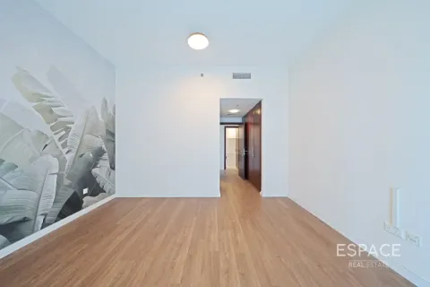 Apartmen di EMIRATES CROWN di Dubai Marina, UAE 3 bilik tidur, 361 meter persegi № 738498 - foto 16