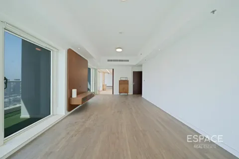 Apartmen di EMIRATES CROWN di Dubai Marina, UAE 3 bilik tidur, 361 meter persegi № 738498 - foto 3