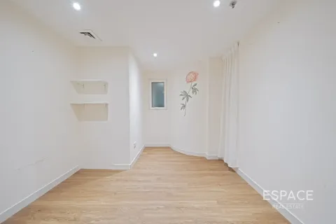 Apartmen di EMIRATES CROWN di Dubai Marina, UAE 3 bilik tidur, 361 meter persegi № 738498 - foto 17