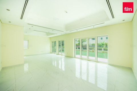 Villa sa Al Furjan, Dubai, UAE 4 silid-tulugan, 600 sq.m. № 634539 - larawan 7