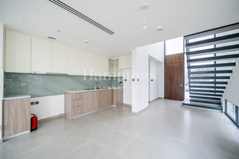 Kaupunkipientalo The World Islands, Dubai, Arabiemiraatit 4 makuuhuonetta, 257.43421300 m2 № 651688 - kuva 2