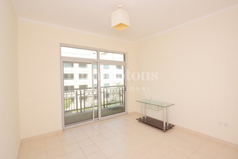 Apartment in The Views, Dubai, UAE 2 bedrooms, 126.627 sq.m. № 697175