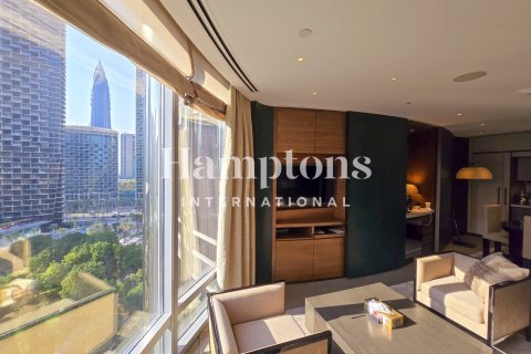דירה להשכרה ב Downtown Dubai (Downtown Burj Dubai), Dubai, איחוד האמירויות  1 חדר שינה, 109.90424900 מ"ר, מספר 697174 - תמונה 17