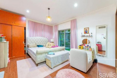 Villa in Business Bay, Dubai, UAE 2 bedrooms, 179 sq.m. № 635363 - photo 11
