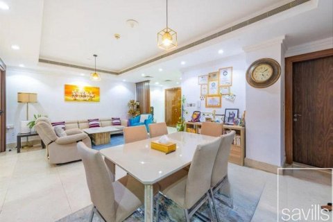 Villa in Business Bay, Dubai, UAE 2 bedrooms, 179 sq.m. № 635363 - photo 6