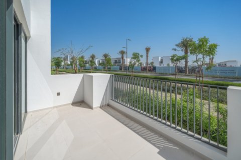 Adosado en alquiler en Arabian Ranches 3, Dubai, EAU 4 dormitorios, 147 m2 № 701180 - foto 14