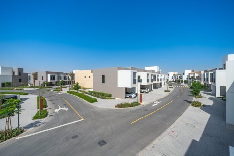 Adosado en alquiler en Arabian Ranches 3, Dubai, EAU 4 dormitorios, 147 m2 № 701180 - foto 10
