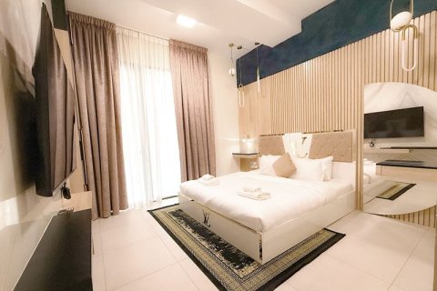 Apartment in Mirdif, Dubai, UAE 2 bedrooms, 141 sq.m. № 701186 - photo 5