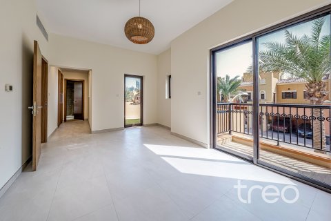 Вилла Dubai Sports City, Дубай, БАӘ-да 4 жатын бөлмелер, 313.55 м² № 761420 - фото 17