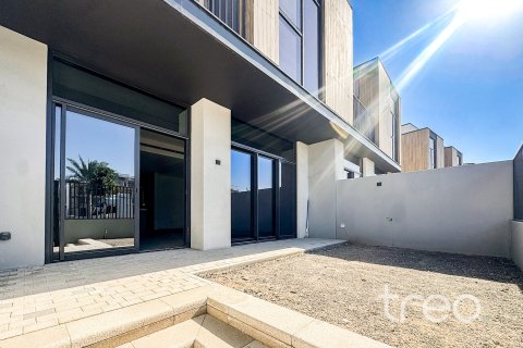Villa til leie i Mudon, Dubai, Emiratene 3 soverom, 205.97 kvm Nr. 761421 - Foto 2