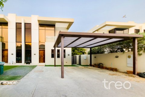 Rumah bandar di DAMAC Hills (Akoya by DAMAC), Dubai, UAE 3 bilik tidur, 253.25 meter persegi № 761424